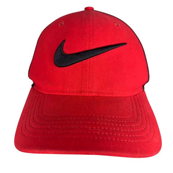 Nike Cap Adults 1 Size Red Black Classic 99 Dri-Fit Mesh Back Embroidered Swoosh - Picture 2 of 13